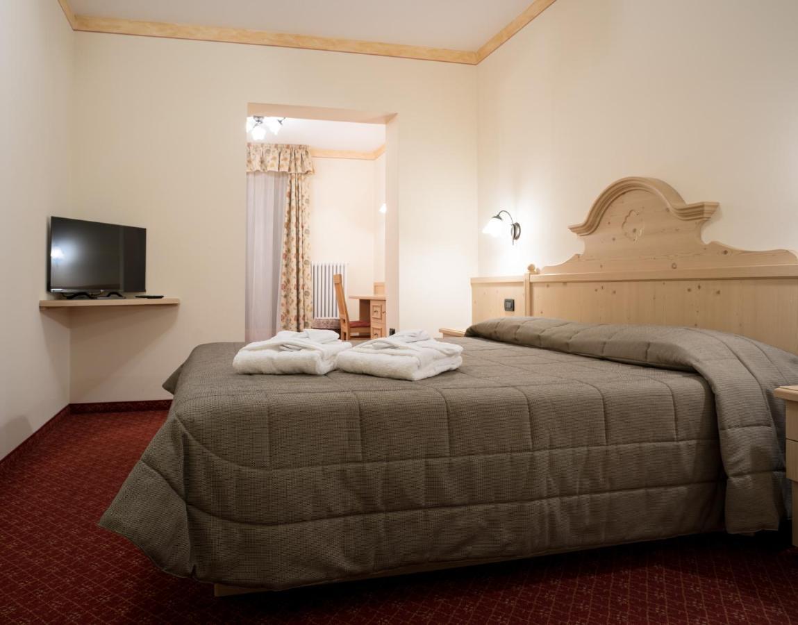 Hotel Crepei Pozza di Fassa Dış mekan fotoğraf