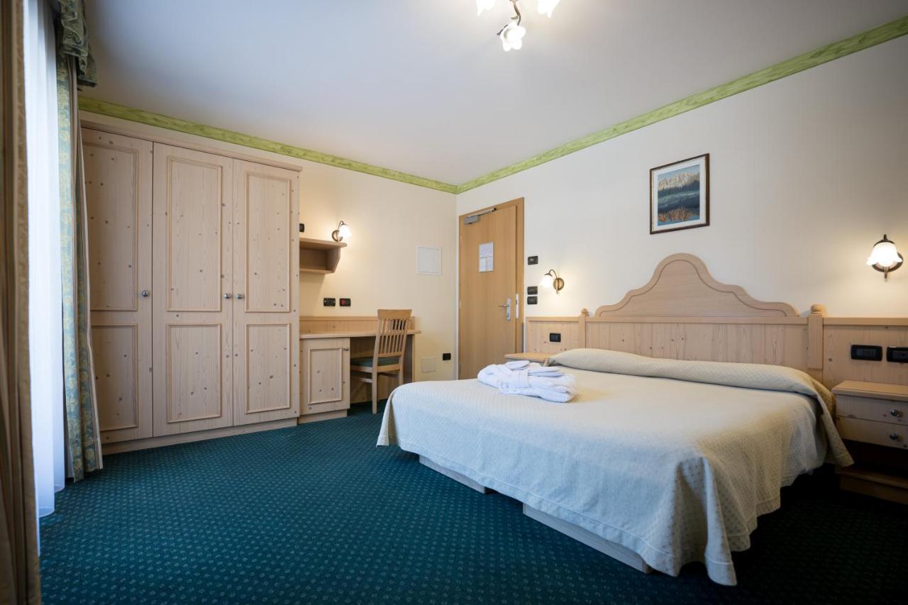 Hotel Crepei Pozza di Fassa Dış mekan fotoğraf