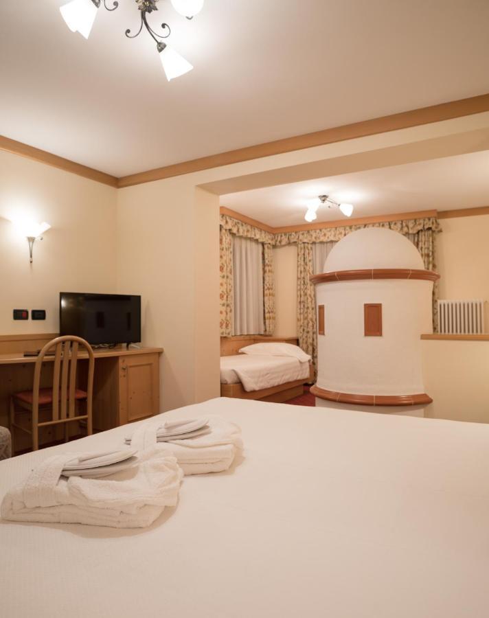 Hotel Crepei Pozza di Fassa Dış mekan fotoğraf