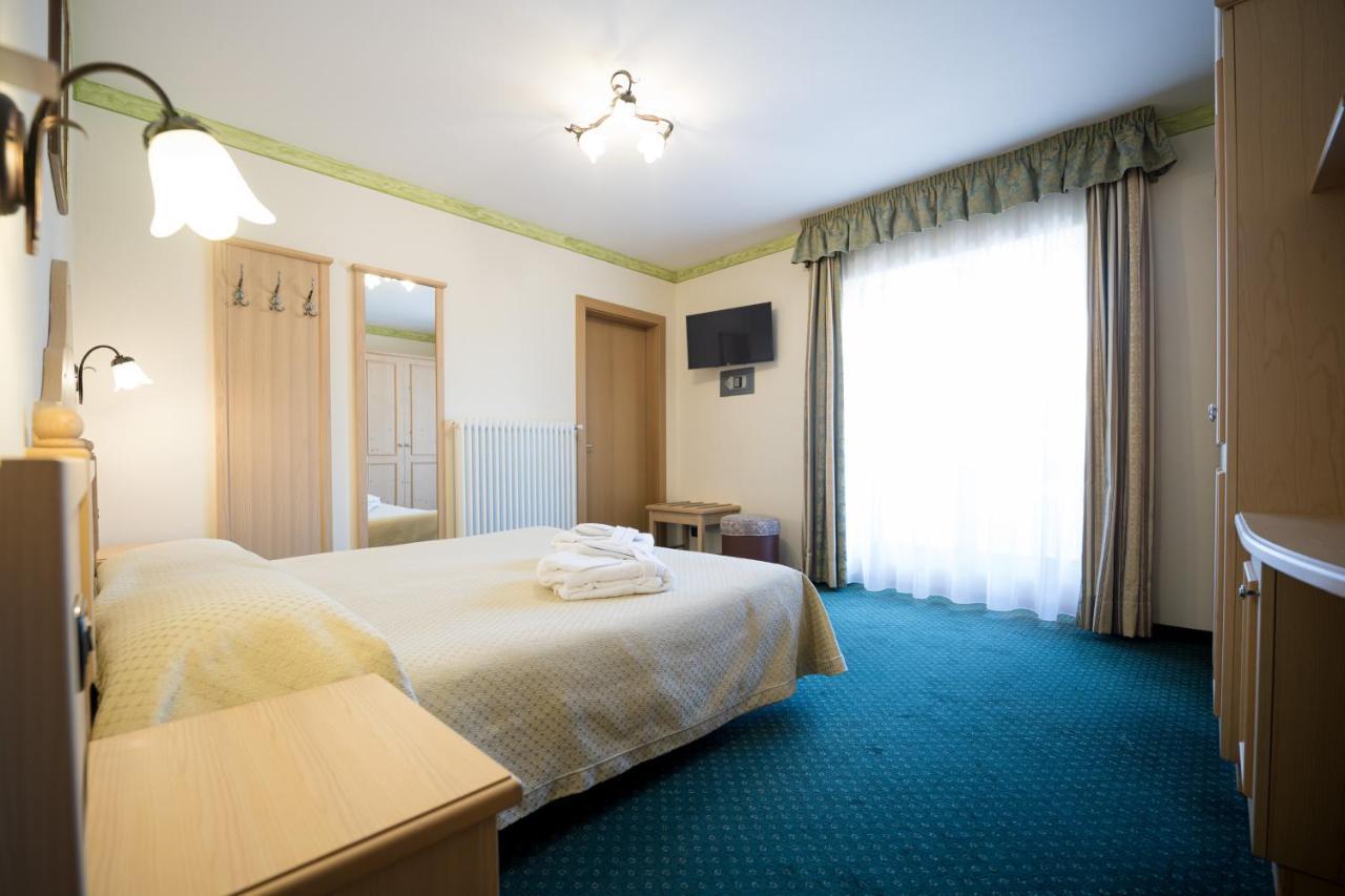 Hotel Crepei Pozza di Fassa Dış mekan fotoğraf