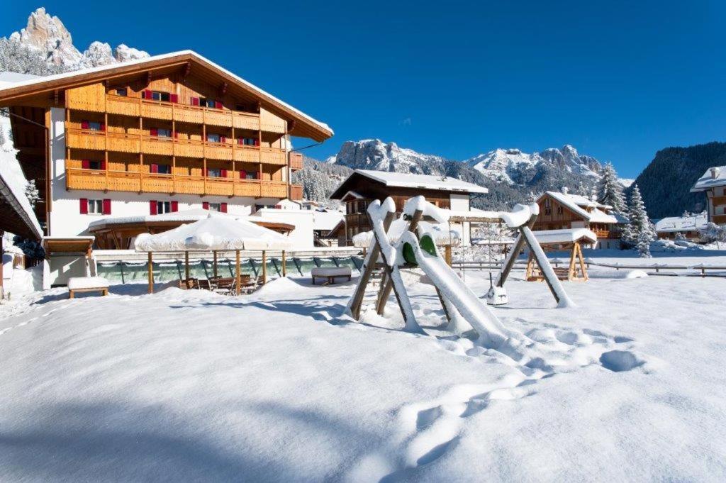 Hotel Crepei Pozza di Fassa Dış mekan fotoğraf