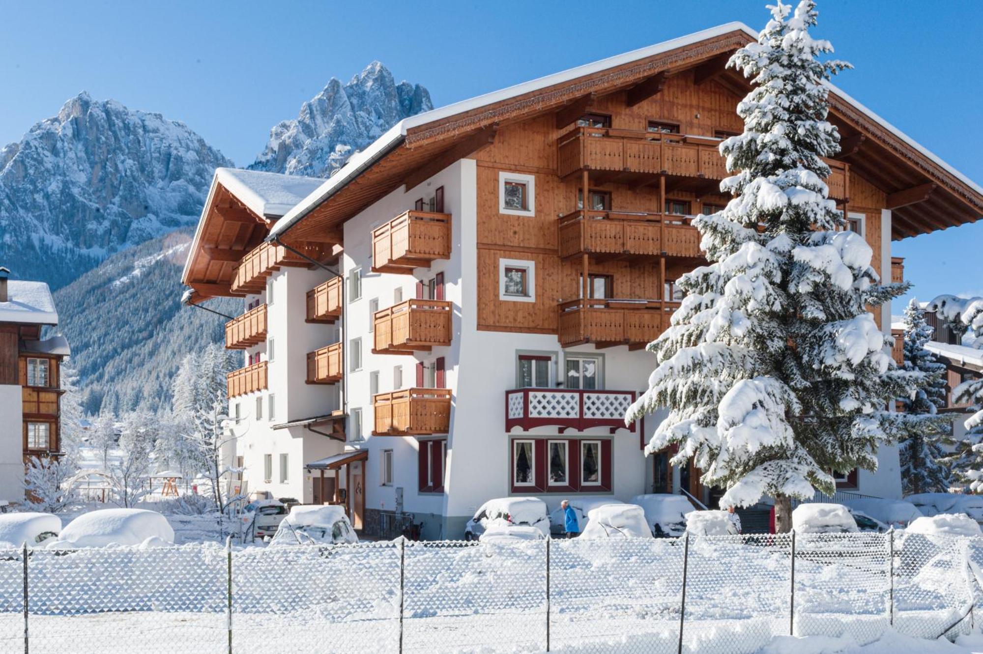 Hotel Crepei Pozza di Fassa Dış mekan fotoğraf